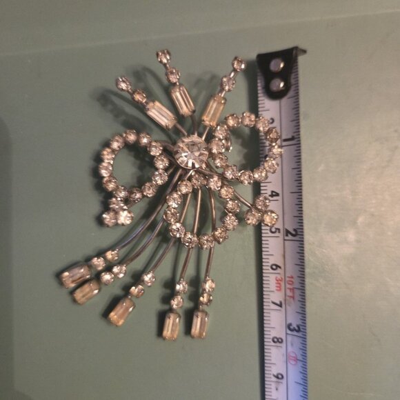 Vintage Silver-tone Clear Baguette Rhinestone Pin Brooch Pendant 3 Inches Spray - Picture 8 of 8